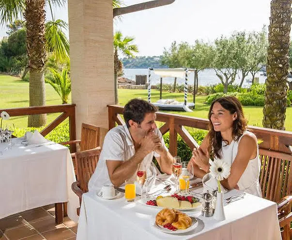 Blau Privilege Porto Petro Beach Resort & Spa Santanyi 5*,
