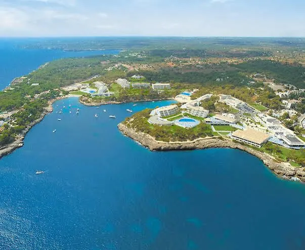 Blau Privilege Porto Petro Beach Resort & Spa Santanyi 5*,